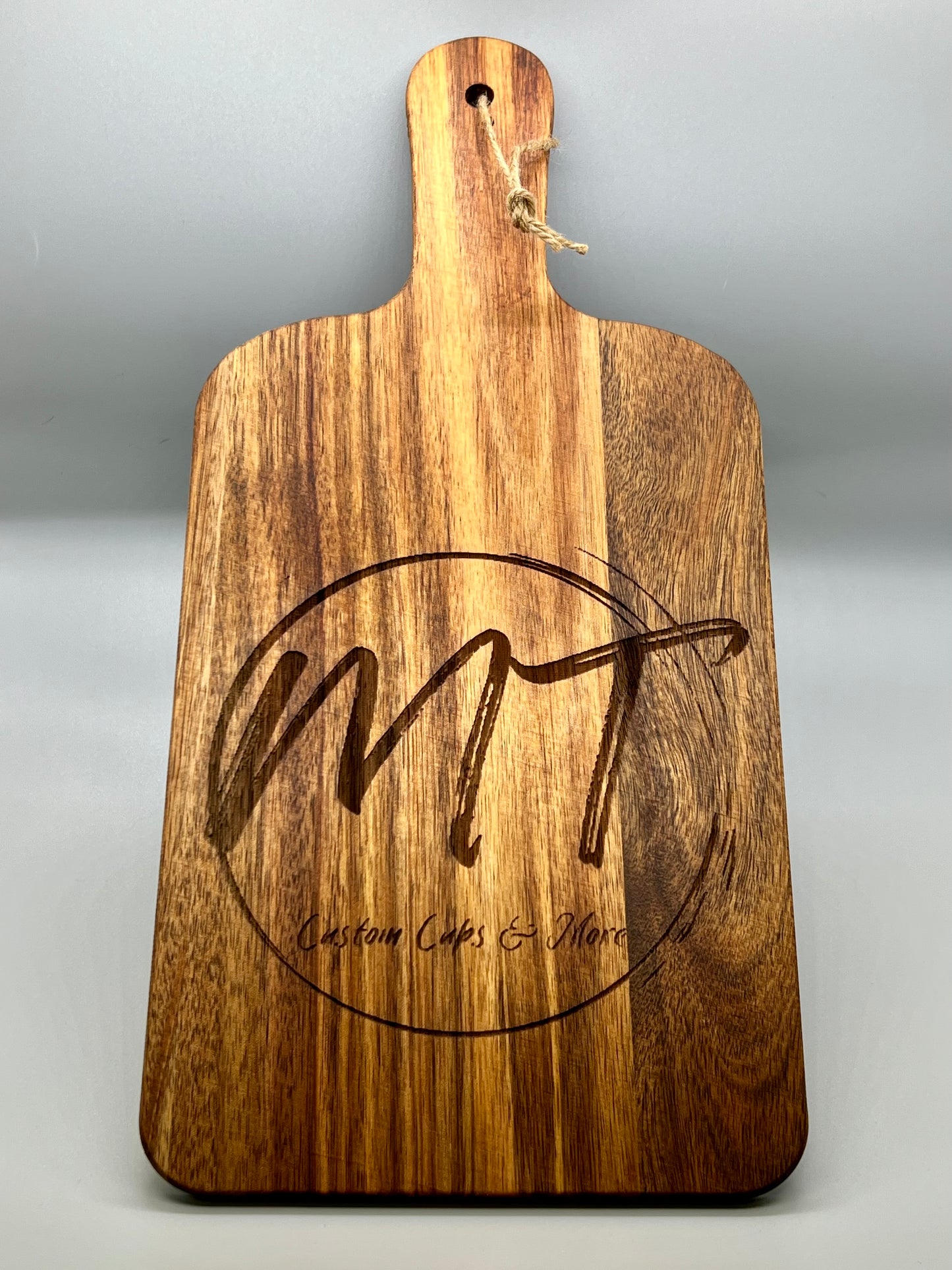 PADDLE WOODEN CHARCUTERIE/CUTTING BOARD